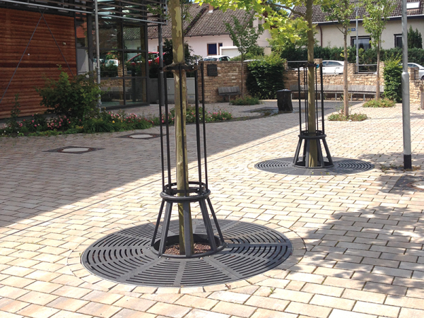 Grilles de protection d'arbres