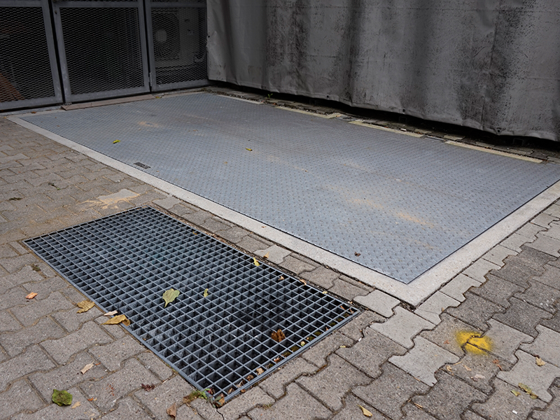 Floor gate hydraulic B125